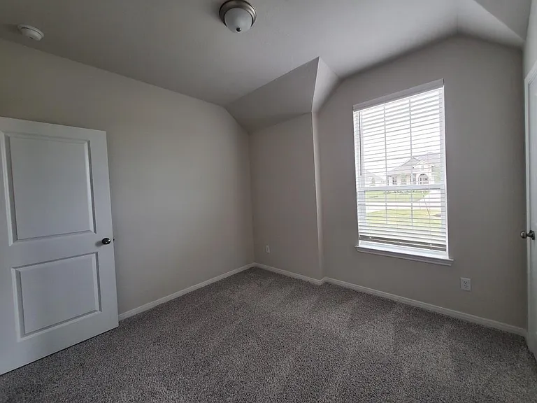 7905 Putter Place Ct — Photo 8