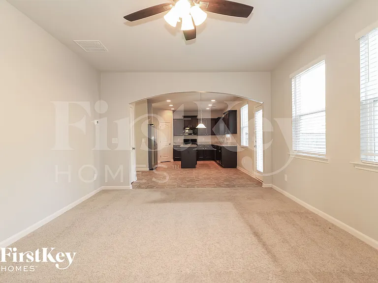88 Birch River Ct — Photo 3