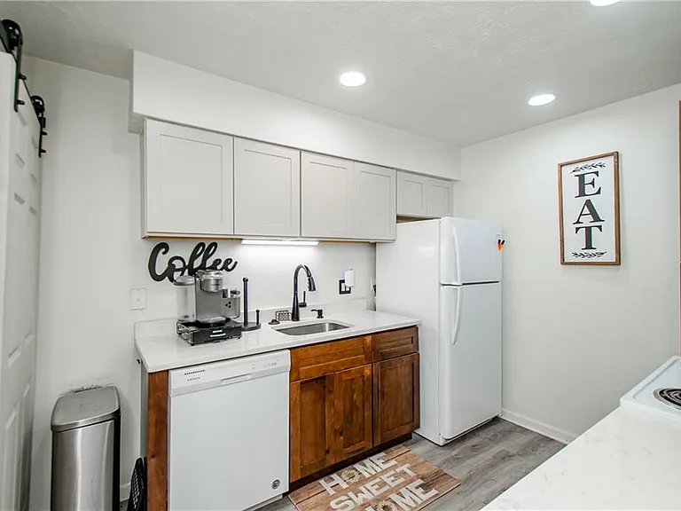 5157 Roswell Rd #2 — Photo 12
