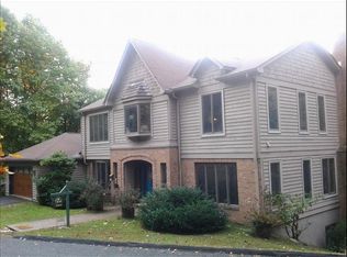 140 Floral Ln, Banner Elk, NC 28604