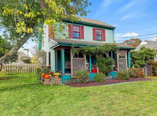 264 E Main Rd, Portsmouth, RI 02871