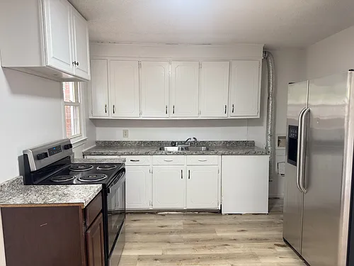 421 Honeywood Ave Photo 1