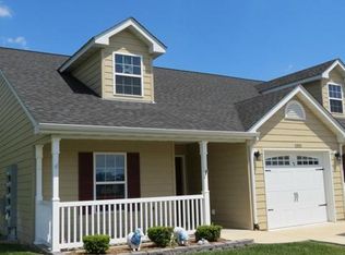 1001 Hawk Ridge Dr, Union, MO 63084