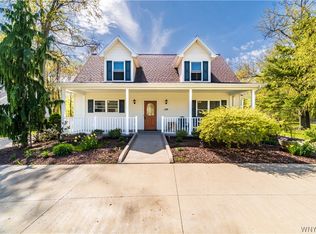 2116 Harvey Rd, Grand Island, NY 14072