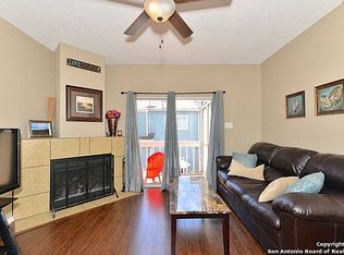 1816 Garys Park, San Antonio, TX 78247