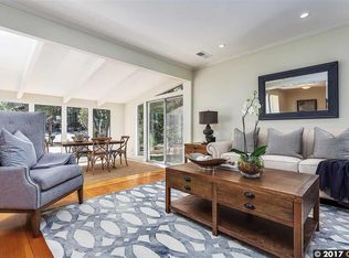 7 Ardilla Rd, Orinda, CA 94563