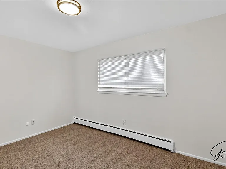22330 W Warren - 22330 W Warren Ave LLC — Photo 13