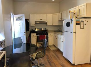 925 S Carpenter St APT 1R, Chicago, IL 60607