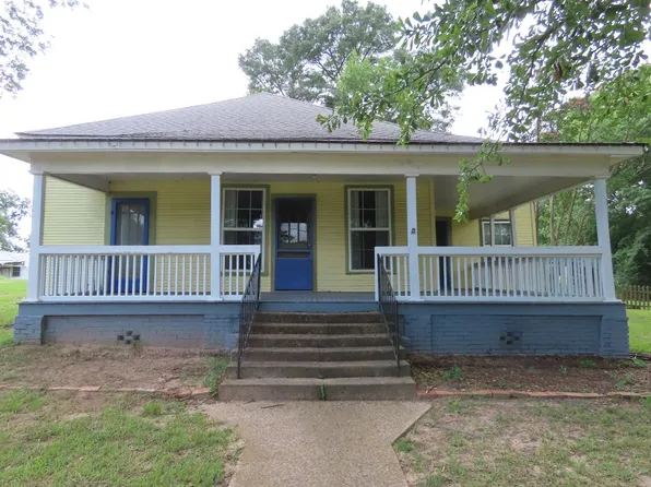 109 Starnes St, Winona, TX 75792