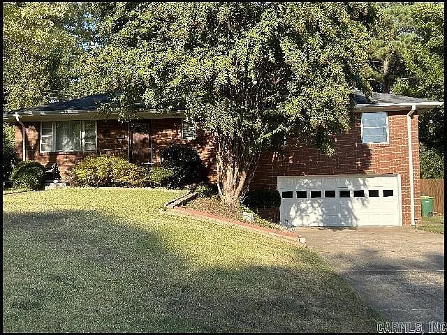 5 Westbrook Cv
