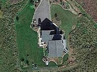 3380 Avrill Rd, Caledonia, NY 14423