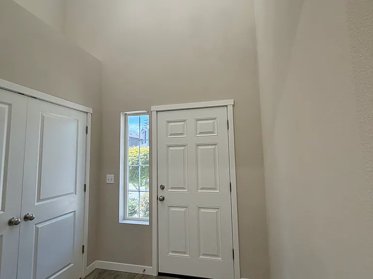9229 5th Dr SE — Photo 5