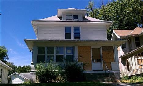 1st image of 4734 N 39th St