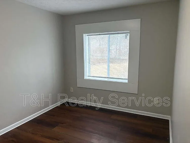 4303 Norwaldo Ave — Photo 15