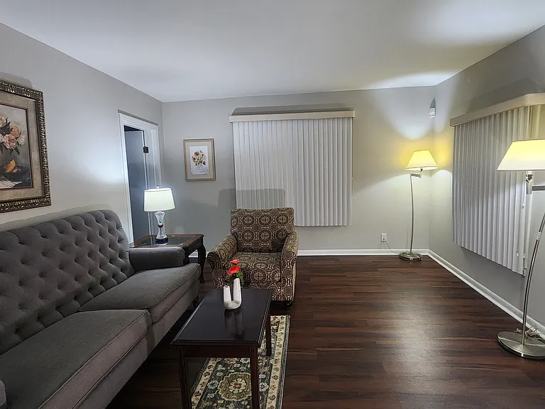 2215 Albion St — Photo 8