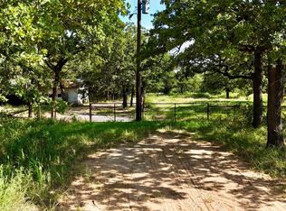 120 Nocona Dr, Nocona, TX 76255