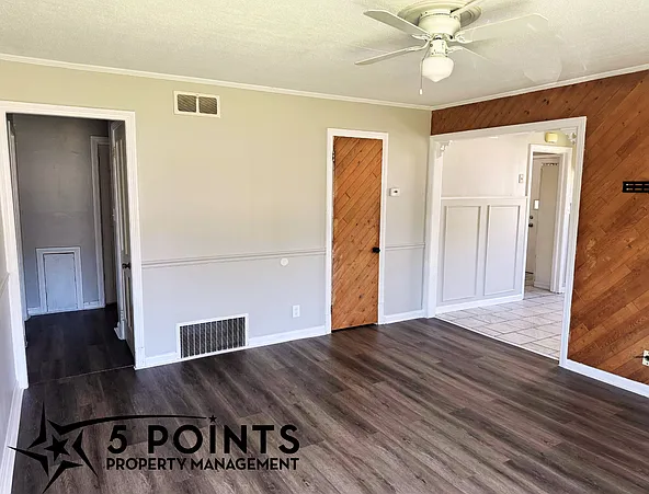 601 W Glendale St — Photo 15