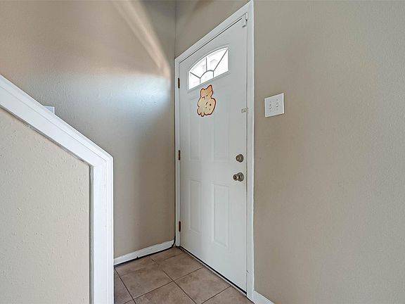 5th image of 9512 Pagewood Ln #8