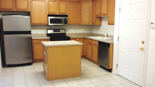 2nd image of 1313 Leonard Dr #1313