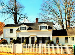 64 Long Meadow Hill Rd, Brookfield, CT 06804