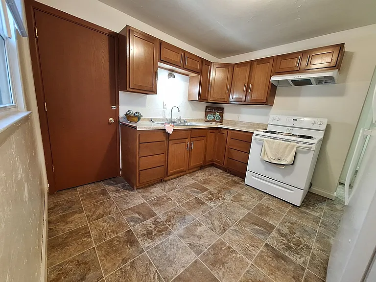 701 George St — Photo 8