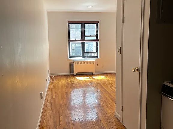 2nd image of 312 W 23rd St APT 2R