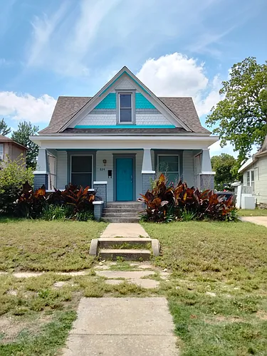 624 N Market Ave Photo 1