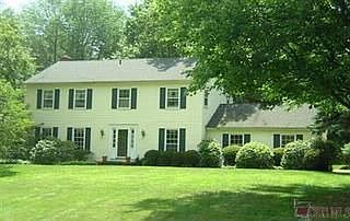 2nd image of 2436 Cambridge Dr