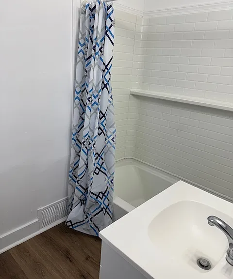 1602 NE Jefferson Ave #1 — Photo 8