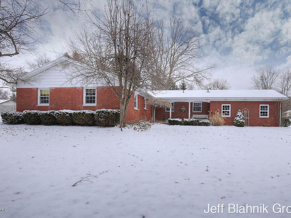 1st image of 2239 Ducoma Dr NW