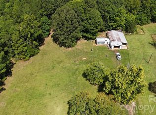 2344 Rockholt Dr, Blackstock, SC 29014