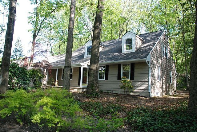 1st image of 101 Bentwood Dr