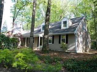 101 Bentwood Dr, Cherry Hill, NJ 08034