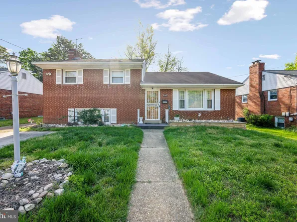 5907 Sargent Rd, Hyattsville, MD 20782