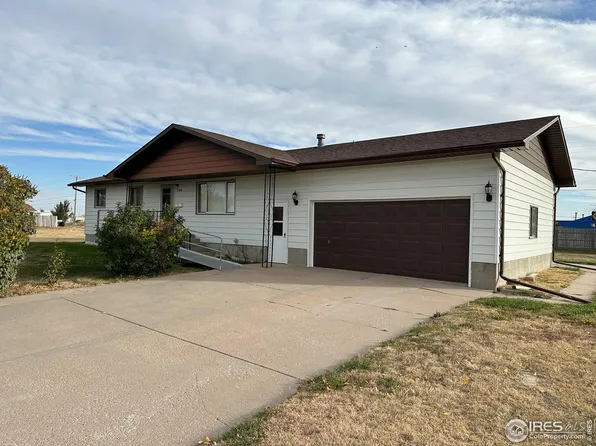 710 E 2nd St, Akron, CO 80720