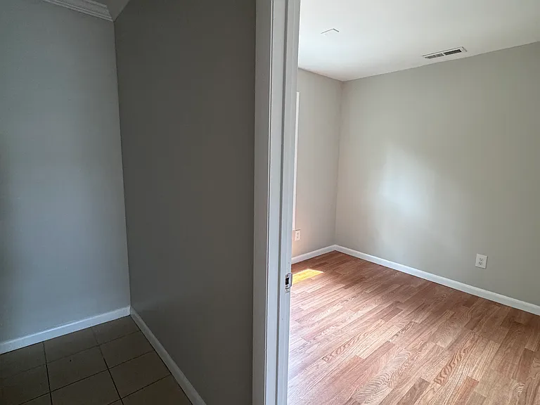 736 Savin Ave #2 — Photo 30