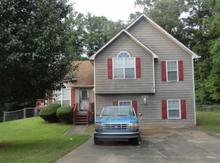 5702 Mistyview Dr, Rex, GA 30273