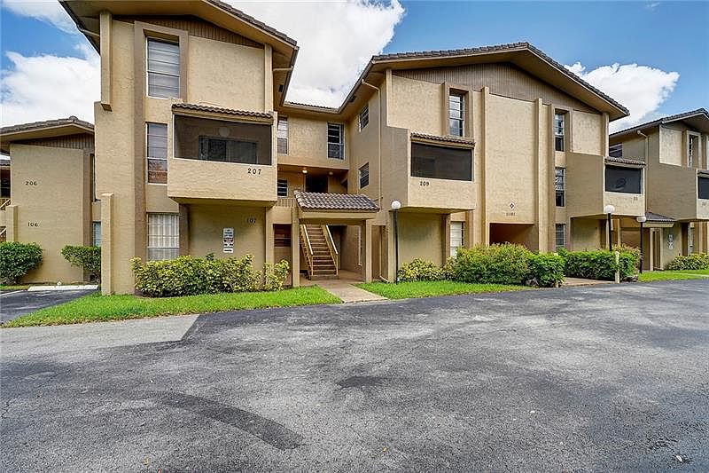 1st image of 11101 Royal Palm Blvd APT 209