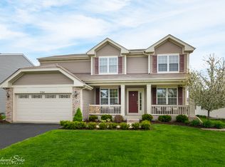704 Woodfern Dr, Hampshire, IL 60140