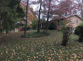 7311 Henry Rd, Fairview, TN 37062