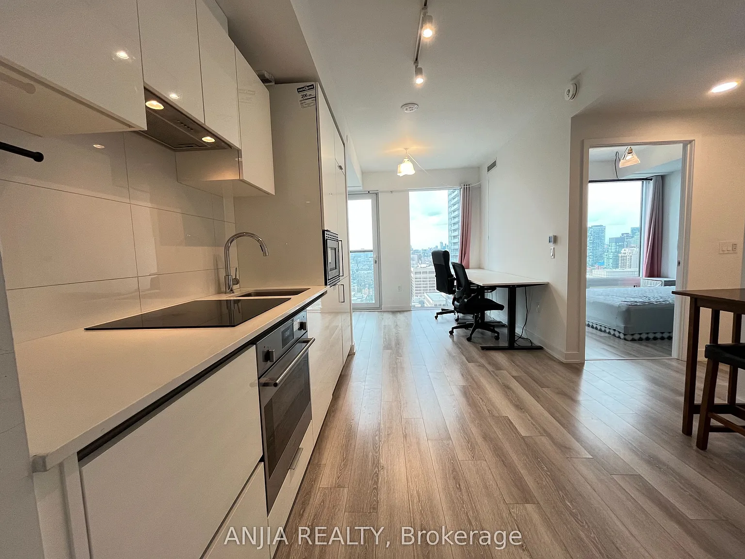 1 bed, $2,350 — Photo 3