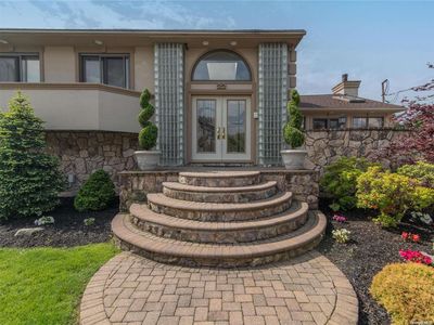 22 Shelley Drive, Massapequa, NY, 11758