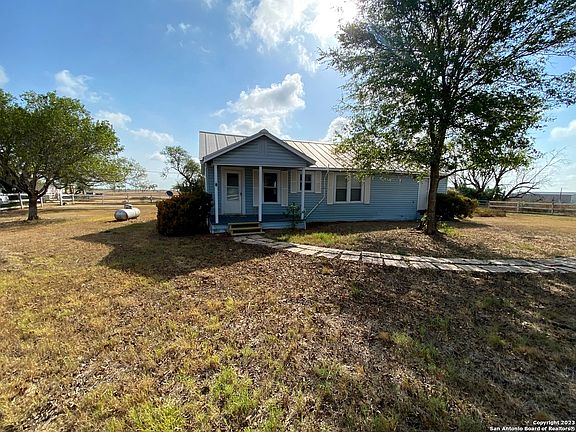 2nd image of 2667 COUNTY ROAD 134