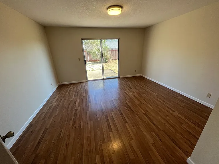 8323 Berman Walk Way — Photo 20
