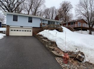 1753 Shorewood Ln, Mound, MN 55364