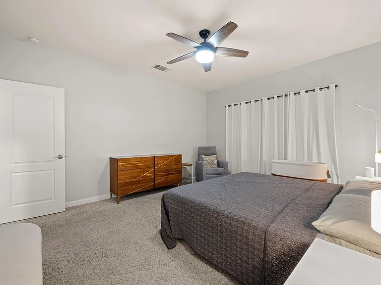 5707 Marchmont Ln — Photo 14