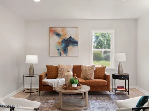 2221 Elmhurst Ave, Louisville, KY 40216