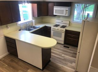 208 W Pine St, Elsie, MI 48831