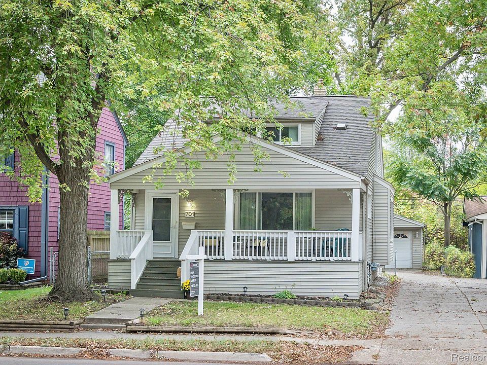 1st image of 701 Gardenia Ave