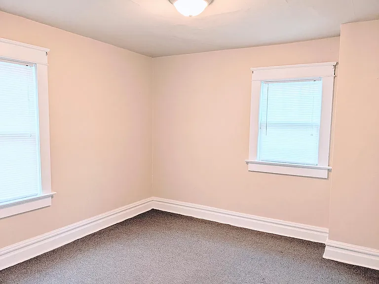 2208 Highland Ave — Photo 14